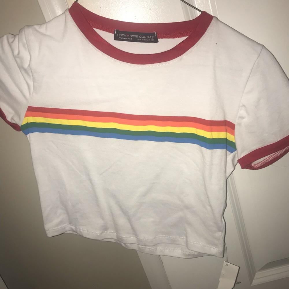 Graphic cropped top